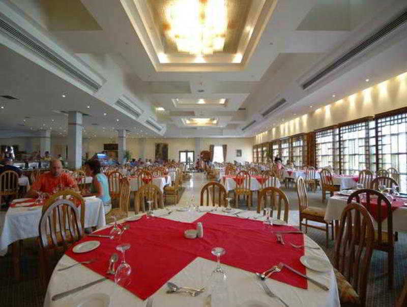 Holiday Inn Safaga Palace Hurghada Buitenkant foto